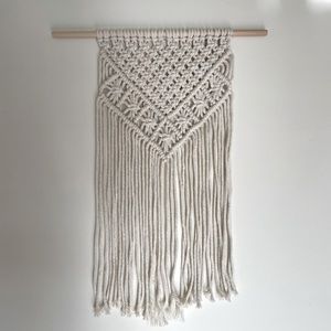 NWT Macrame Wall Hanging Hand Crafted